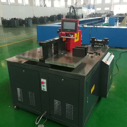 探索工業(yè)智造 濟(jì)南泰順數(shù)控設(shè)備專業(yè)廠家，成都多工位母排機(jī)的領(lǐng)航者